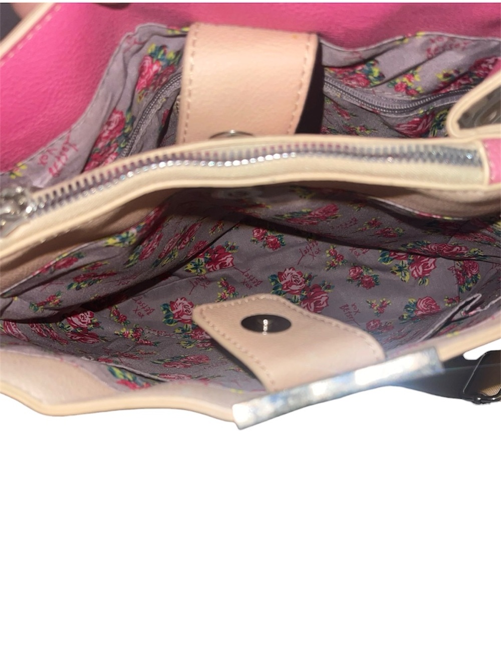 Betsey Johnson Crossbody Bag - Picture 6 of 7